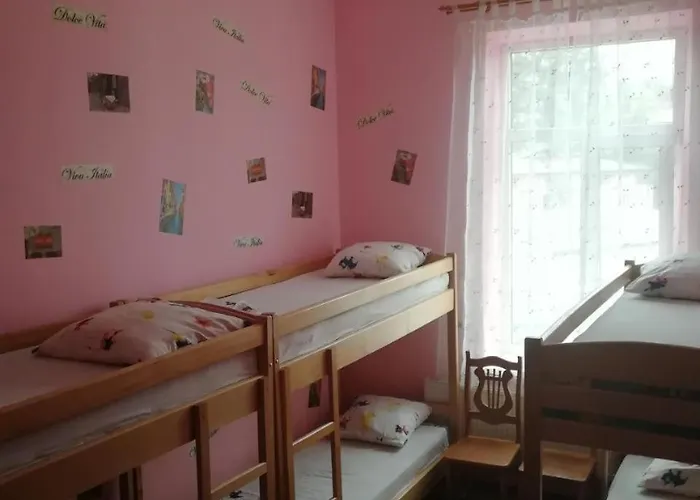 Хостел Newplay *